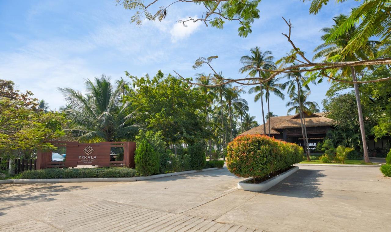 Eskala Hotels And Resorts Ngwesaung Exterior photo